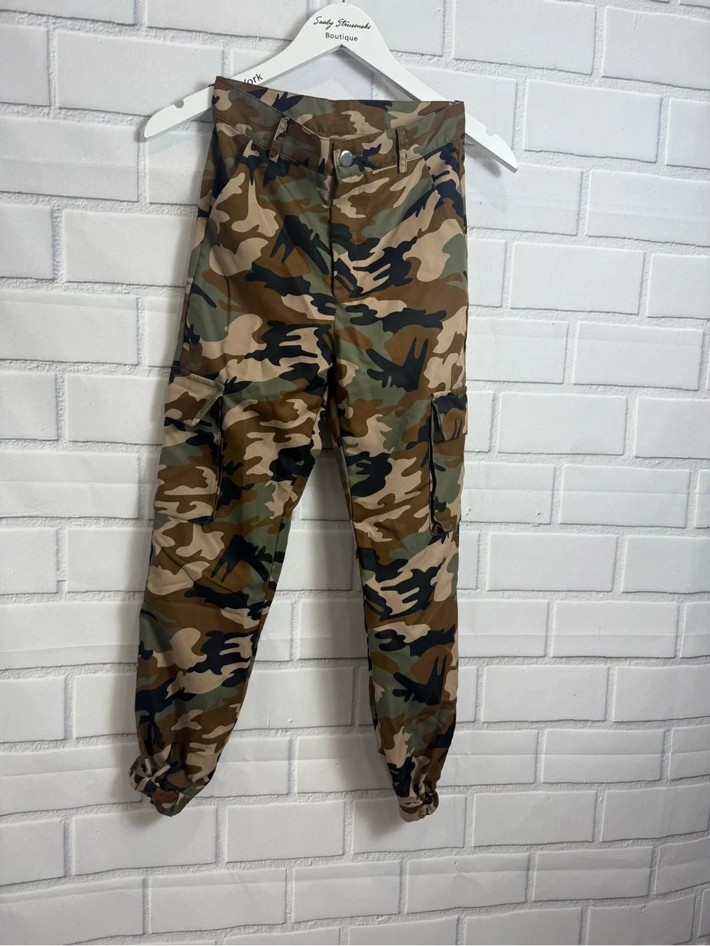 SHEIN Teen Camo Cargo Jogger Pants Size 10-11Y Green Camouflage Utility